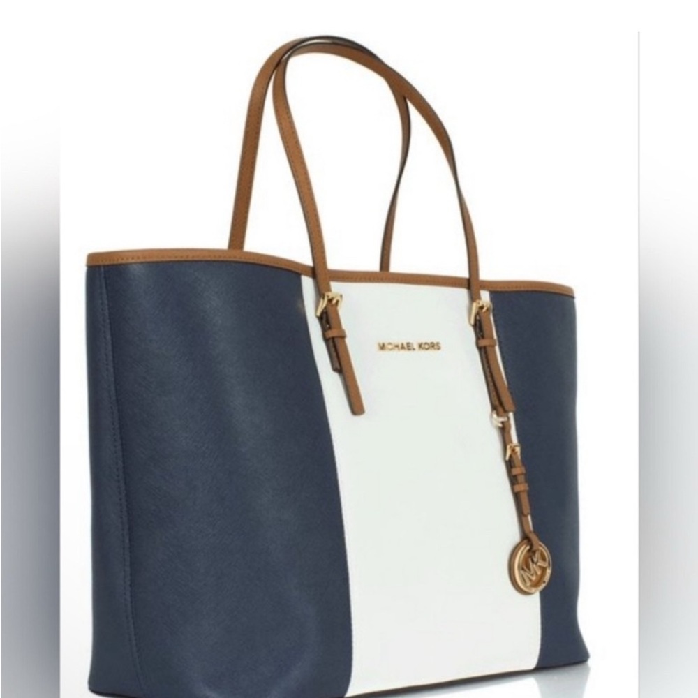 Michael Kors Jet Set Travel Large Tote in  Navy and White